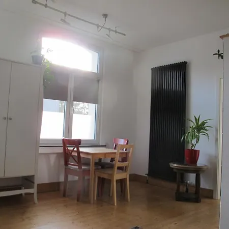 Voll Ausgestattete Im Recklinghaeuser Paulusviertel Ideal Fuer Singles, Paare, Monteure Oder Als Stilvolle Uebergangsloesung